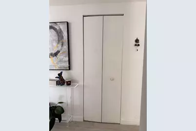 55 SW 9th St #2208, Miami, FL 33130 - Photo 16