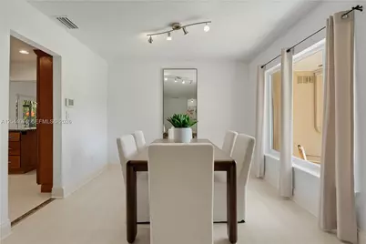 18250 SW 88th Pl, Palmetto Bay, FL 33157 - Photo 10