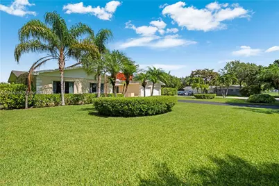 18250 SW 88th Pl, Palmetto Bay, FL 33157 - Photo 2