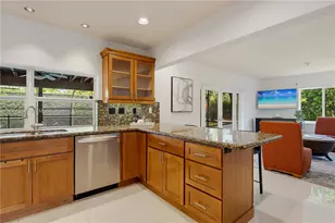 18250 SW 88th Pl, Palmetto Bay, FL 33157 - Photo 16