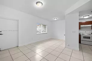 2421 W 78th St, Hialeah, FL 33016 - Photo 8