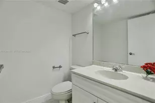 555 NE 15th St, Miami, FL 33132 - Photo 22