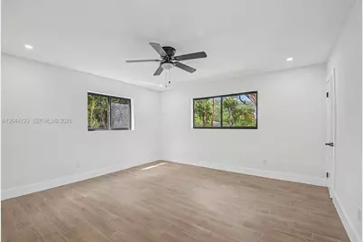 17050 SW 83rd Ave, Palmetto Bay, FL 33157 - Photo 12