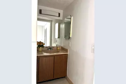 8025 SW 107th Ave #313, Miami, FL 33173 - Photo 14