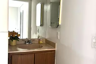 8025 SW 107th Ave, Miami, FL 33173 - Photo 14