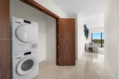 701 Valencia Ave #603, Coral Gables, FL 33134 - Photo 8