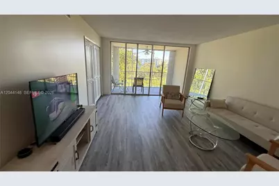 2901 S Palm Aire Dr #408, Pompano Beach, FL 33069 - Photo 12