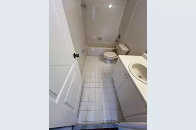 1661 SE 28th St #202, Homestead, FL 33035 - Photo 10