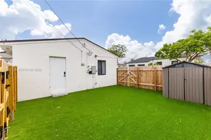 1918 Taft St, Hollywood, FL 33020 - Photo 1