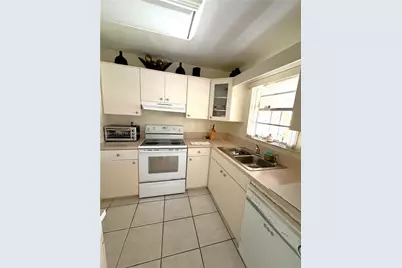14725 SW 86th Ln, Miami, FL 33193 - Photo 18