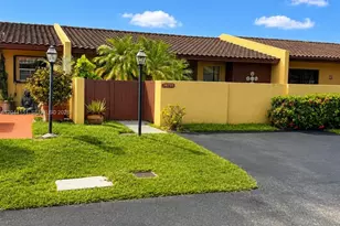 14725 SW 86th Ln, Miami, FL 33193 - Photo 1