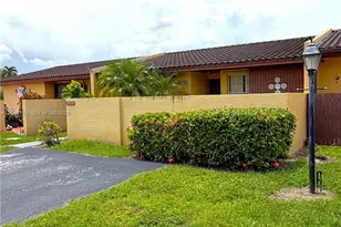 14725 SW 86th Ln, Miami, FL 33193 - Photo 4