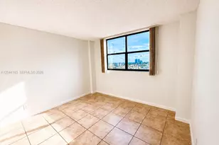 290 174th St, Sunny Isles Beach, FL 33160 - Photo 16