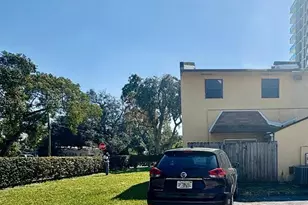 2065 NE 139th St, North Miami Beach, FL 33181 - Photo 24