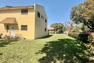 2065 NE 139th St, North Miami Beach, FL 33181 - Photo 2