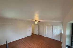 2065 NE 139th St, North Miami Beach, FL 33181 - Photo 14