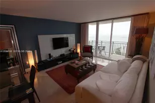 1155 Brickell Bay Dr, Miami, FL 33131 - Photo 2