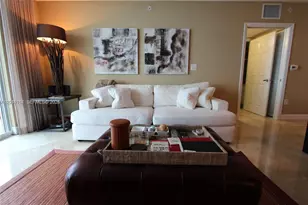 1155 Brickell Bay Dr, Miami, FL 33131 - Photo 4