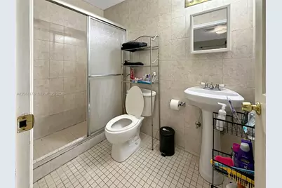 19411 SW 117th Ave, Miami, FL 33177 - Photo 12