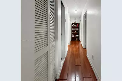 19411 SW 117th Ave, Miami, FL 33177 - Photo 16