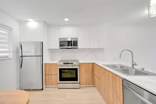3100 Holiday Springs Blvd, Margate, FL 33063 - Photo 8