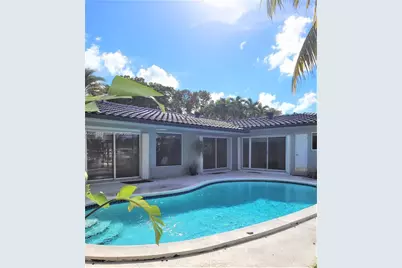 13140 Coronado Dr, North Miami, FL 33181 - Photo 42