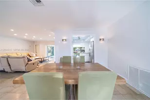 13140 Coronado Dr, North Miami, FL 33181 - Photo 6