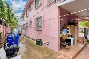 519 NW 10th Ave, Miami, FL 33136 - Photo 10