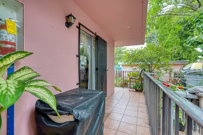 519 NW 10th Ave #3, Miami, FL 33136 - Photo 2