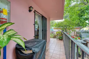 519 NW 10th Ave, Miami, FL 33136 - Photo 2