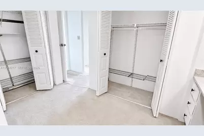 20301 W Country Club Dr #1826, Aventura, FL 33180 - Photo 10