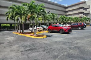 802 NW 87th Ave, Miami, FL 33172 - Photo 1
