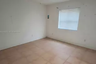 19550 SW 162nd Ave, Miami, FL 33187 - Photo 8