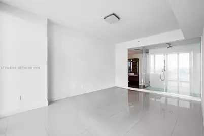 2020 N Bayshore Dr #3904, Miami, FL 33137 - Photo 10