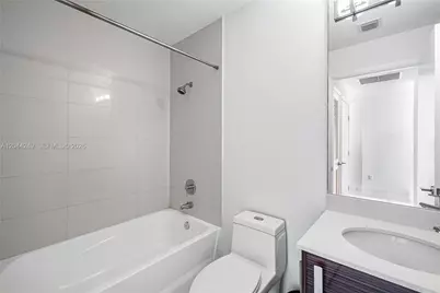 2020 N Bayshore Dr #3904, Miami, FL 33137 - Photo 16