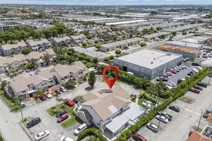 8186 NW 98th Terrace, Hialeah Gardens, FL 33016 - Photo 32