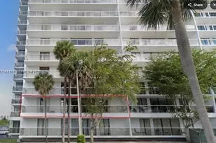 3701 N Country Club Dr, Aventura, FL 33180 - Photo 2