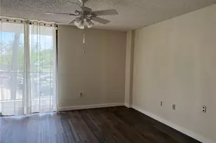3701 N Country Club Dr, Aventura, FL 33180 - Photo 12