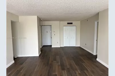 3701 N Country Club Dr #207, Aventura, FL 33180 - Photo 6