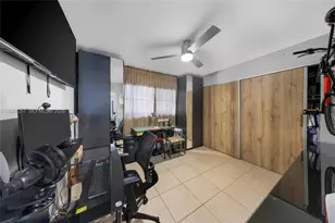 1950 W 54th St, Hialeah, FL 33012 - Photo 22
