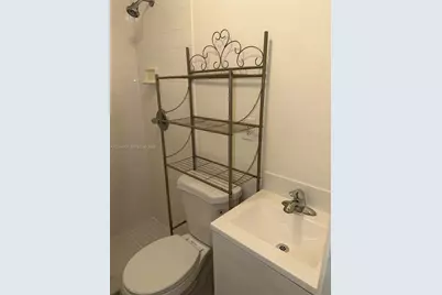 6497 W 8th Ln #6497, Hialeah, FL 33012 - Photo 8