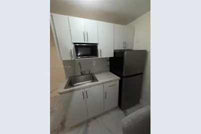 6497 W 8th Ln #6497, Hialeah, FL 33012 - Photo 10