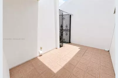7022 Edgemere Ter, Palm Beach Gardens, FL 33410 - Photo 4