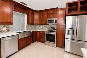 7022 Edgemere Terrace, Palm Beach Gardens, FL 33410 - Photo 12