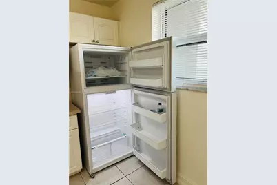 2050 NW 89th Ave #108, Pembroke Pines, FL 33028 - Photo 4