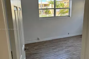 1765 Venice Ln, North Miami, FL 33181 - Photo 8