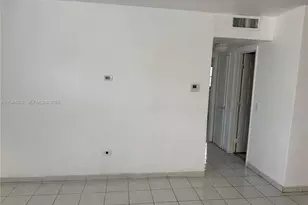 1765 Venice Ln, North Miami, FL 33181 - Photo 4