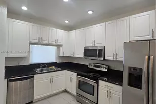 9738 Darlington Pl, Cooper City, FL 33328 - Photo 22