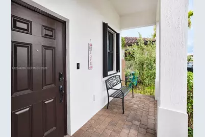 22886 SW 128th Pl, Miami, FL 33170 - Photo 4