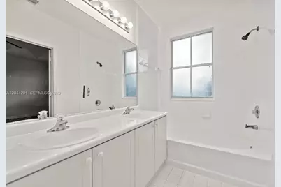 1466 SE 26th Ave, Homestead, FL 33035 - Photo 28
